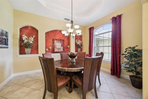Villa ou maison à vendre à Sorrento, Floride: 4 chambres, 291.34 m2 № 2302587 - photo 18
