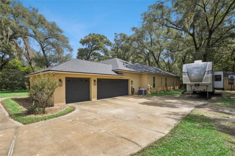 Villa ou maison à vendre à Sorrento, Floride: 4 chambres, 291.34 m2 № 2302587 - photo 16