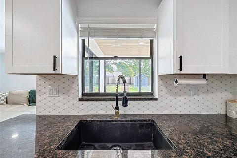 Купить виллу или дом в Спринг-Хилл, Флорида 7 комнат, 129.23м2, № 1805712 - фото 27