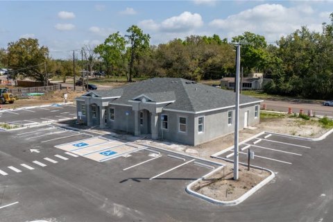 Commercial property in Seffner, Florida № 1593487 - photo 8