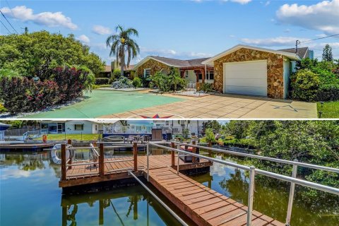Casa en Port Richey, Florida 2 dormitorios, 131.74 m2 № 2208239