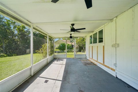 House in Wesley Chapel, Florida 3 bedrooms, 100.33 sq.m. № 1845257 - photo 25
