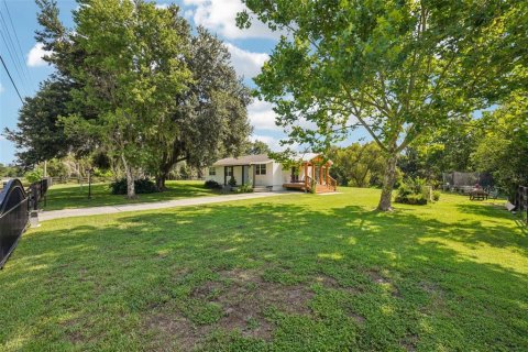 House in Wesley Chapel, Florida 3 bedrooms, 100.33 sq.m. № 1845257 - photo 3
