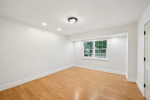 House in Wesley Chapel, Florida 3 bedrooms, 100.33 sq.m. № 1845257 - photo 21