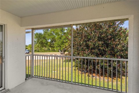 Copropriété à vendre à North Port, Floride: 2 chambres, 121.98 m2 № 1650665 - photo 25