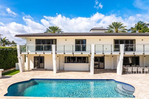 Casa en venta en Hallandale Beach, Florida, 5 dormitorios, 651.8 m2 № 2036236 - foto 5