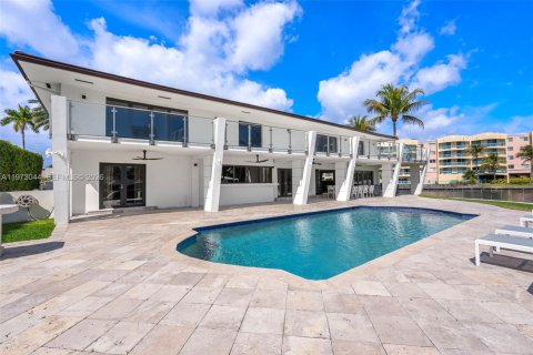 Casa en venta en Hallandale Beach, Florida, 5 dormitorios, 651.8 m2 № 2036236 - foto 7