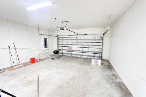 Снять в аренду виллу или дом в Майами, Флорида 3 спальни, 221.57м2, № 1972299 - фото 24