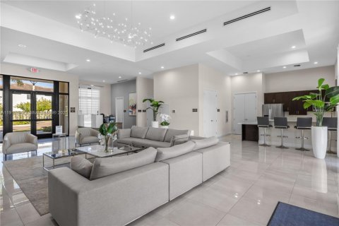 Снять в аренду виллу или дом в Майами, Флорида 3 спальни, 221.57м2, № 1972299 - фото 28