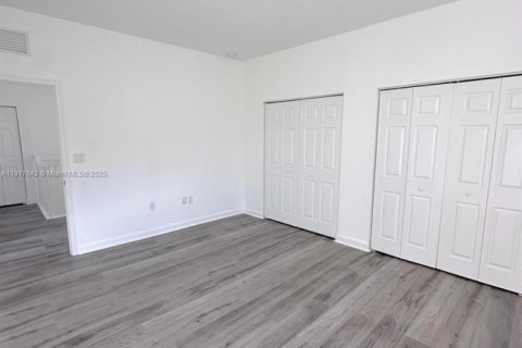 Снять в аренду виллу или дом в Майами, Флорида 3 спальни, 221.57м2, № 1972299 - фото 21