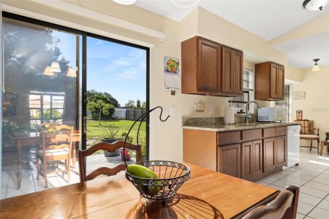 Casa en venta en Orlando, Florida, 2 dormitorios, 91.88 m2 № 1900860 - foto 15