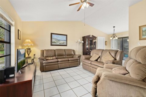 Casa en venta en Orlando, Florida, 2 dormitorios, 91.88 m2 № 1900860 - foto 22