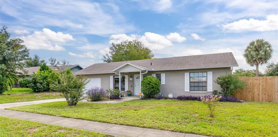 Casa en Orlando, Florida 2 dormitorios, 91.88 m2 № 1900860