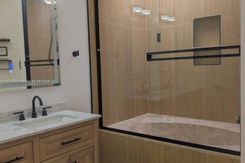 Casa en alquiler en Pembroke Pines, Florida, 3 dormitorios, 131.55 m2 № 1970497 - foto 10