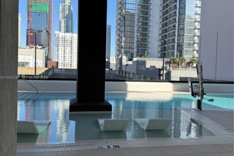 Condo in Miami, Florida, 2 bedrooms  № 1998358 - photo 6