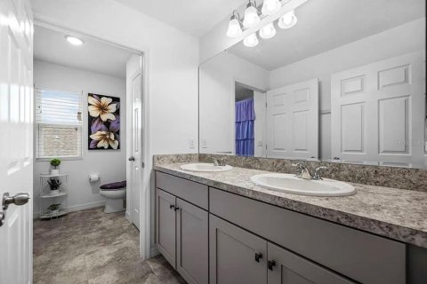 Villa ou maison à vendre à Eustis, Floride: 5 chambres, 298.77 m2 № 2291847 - photo 23
