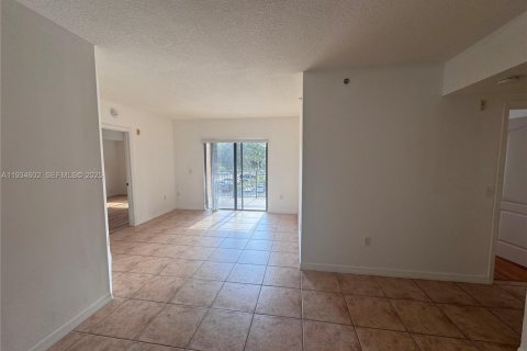 Кондоминиум с 3 спальнями в Майами, Флорида № 2054356