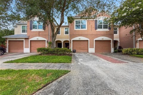 Townhouse in Wesley Chapel, Florida 3 bedrooms, 147.53 sq.m. № 1849871 - photo 1
