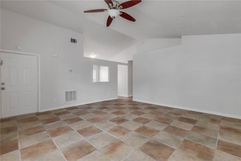 Villa ou maison à vendre à Orlando, Floride: 3 chambres, 109.81 m2 № 2155982 - photo 6