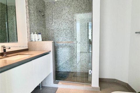 Condominio en alquiler en Miami, Florida, 2 dormitorios, 117.52 m2 № 1944060 - foto 22