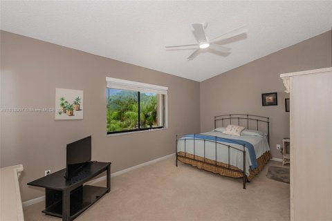 Condo in Delray Beach, Florida, 2 bedrooms  № 1779683 - photo 25