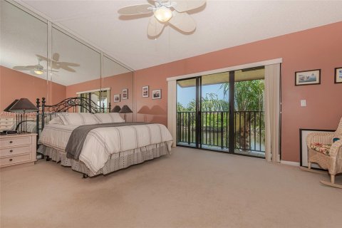 Condo in Delray Beach, Florida, 2 bedrooms  № 1779683 - photo 20