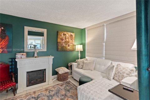 Купить кондоминиум в Авентура, Флорида 3 спальни, 149.57м2, № 2026837 - фото 25