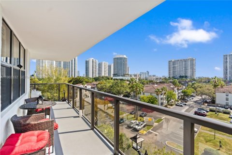 Купить кондоминиум в Авентура, Флорида 3 спальни, 149.57м2, № 2026837 - фото 13