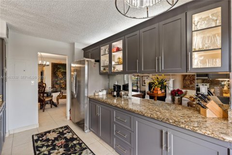 Кондоминиум с 3 спальнями в Авентура, Флорида № 2026837