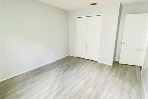 Villa ou maison à louer à Kissimmee, Floride: 4 chambres, 157.56 m2 № 2413958 - photo 14