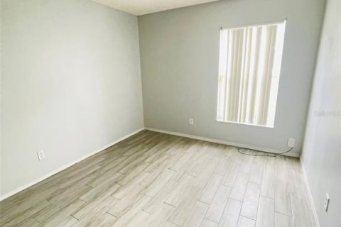 Villa ou maison à louer à Kissimmee, Floride: 4 chambres, 157.56 m2 № 2413958 - photo 13