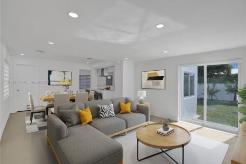 Villa ou maison à vendre à Biscayne Park, Floride: 3 chambres, 174.66 m2 № 2017340 - photo 11