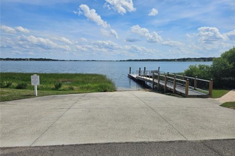 House in Auburndale, Florida 4 bedrooms, 289.2 sq.m. № 2227523 - photo 30