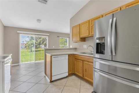 Villa ou maison à vendre à Kissimmee, Floride: 3 chambres, 116.69 m2 № 1791499 - photo 6
