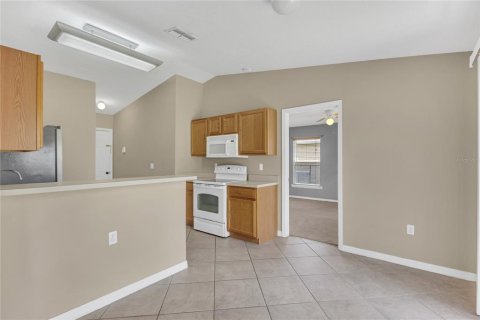 Villa ou maison à vendre à Kissimmee, Floride: 3 chambres, 116.69 m2 № 1791499 - photo 8