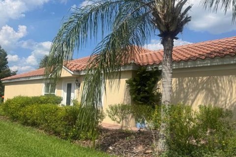 Villa ou maison à louer à Orlando, Floride: 3 chambres, 144.37 m2 № 1919305 - photo 3