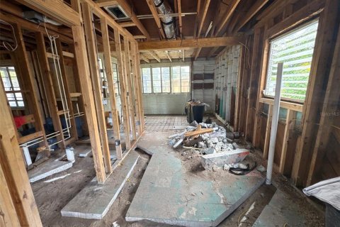 Casa en venta en Gulfport, Florida, 3 dormitorios, 94.76 m2 № 1902273 - foto 18