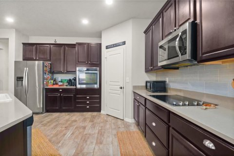 House in Winter Garden, Florida 3 bedrooms, 196.95 sq.m. № 1718719 - photo 19