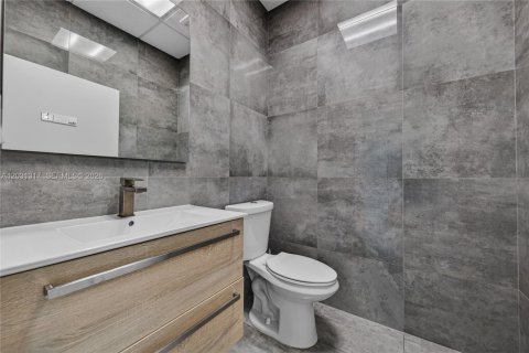 Купить коммерческую недвижимость в Форт-Лодердейл, Флорида № 2086358 - фото 25