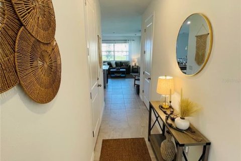 Townhouse in Davenport, Florida 3 bedrooms, 150.69 sq.m. № 2155802 - photo 6