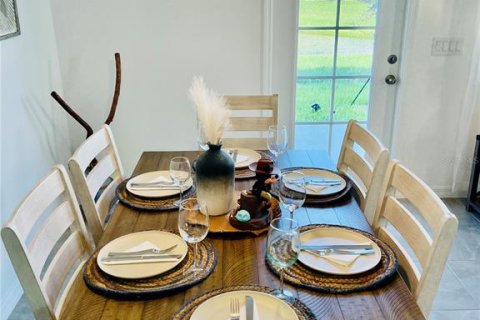 Townhouse in Davenport, Florida 3 bedrooms, 150.69 sq.m. № 2155802 - photo 14