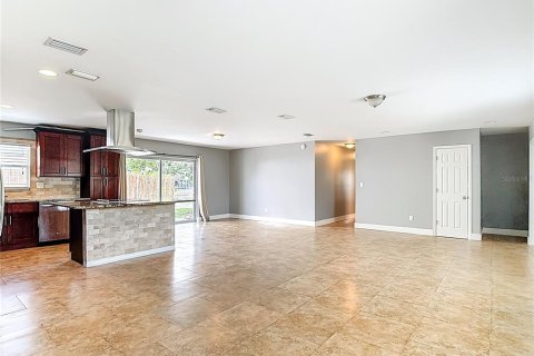 House in Tampa, Florida 3 bedrooms, 140.47 sq.m. № 1868990 - photo 29