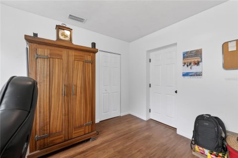 Villa ou maison à vendre à Valrico, Floride: 5 chambres, 164.9 m2 № 2202309 - photo 22