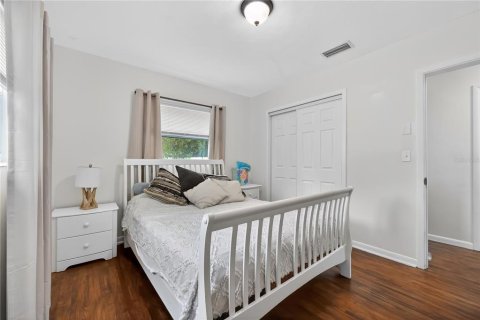 Villa ou maison à vendre à Valrico, Floride: 5 chambres, 164.9 m2 № 2202309 - photo 17