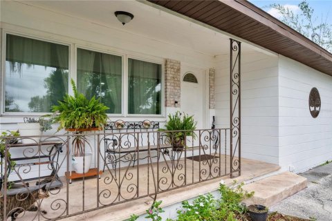 Villa ou maison à vendre à Valrico, Floride: 5 chambres, 164.9 m2 № 2202309 - photo 3