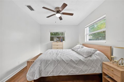 Villa ou maison à vendre à Valrico, Floride: 5 chambres, 164.9 m2 № 2202309 - photo 14