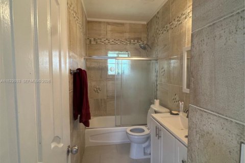 Купить виллу или дом в Хомстед, Флорида 4 спальни, 170.01м2, № 2019408 - фото 6