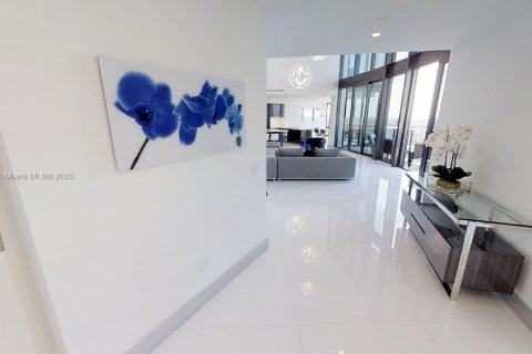 Condo in Sunny Isles Beach, Florida, 3 bedrooms № 2018513 - photo 18