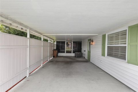 House in Lehigh Acres, Florida 2 bedrooms, 75.81 sq.m. № 2222917 - photo 4