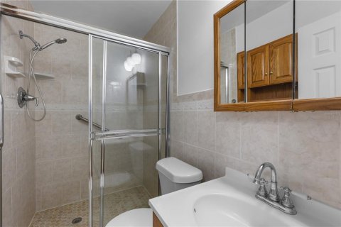 House in Lehigh Acres, Florida 2 bedrooms, 75.81 sq.m. № 2222917 - photo 18